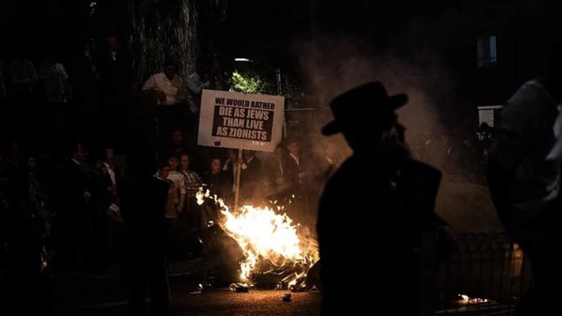 İsrail Başbakanı Netanyahu, Ultra Ortodoks Yahudilerin Askerlik Durumuna Karar Verdi