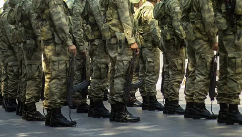 kıbrıs asker